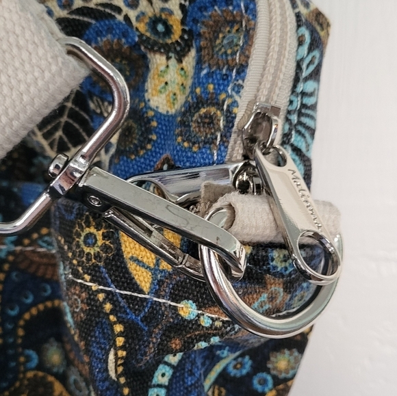 Malirona Canvas Peacock Floral Travel Duffel Bag - Picture 13 of 16